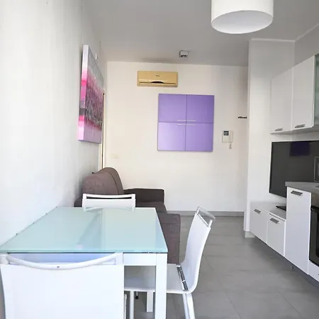 Apartment A56 - Ancona, Bilocale In Centro Con Wifi E Terrazzo *