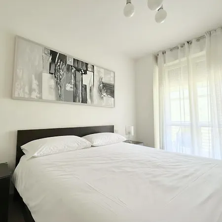 Apartment A56 - Ancona, Bilocale In Centro Con Wifi E Terrazzo *